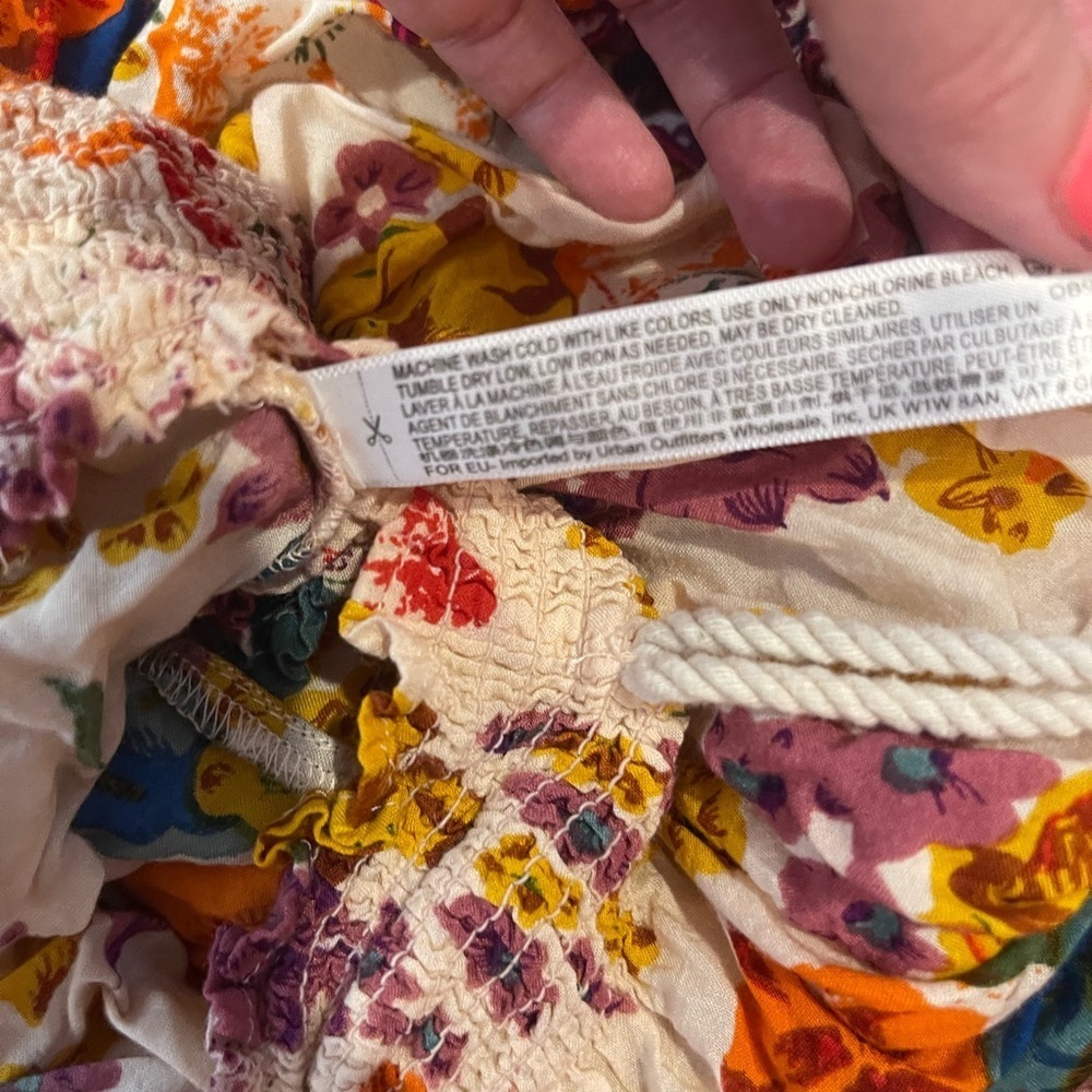 Anthropologie floral pajama shorts with drawstring size small - Picture 7 of 7